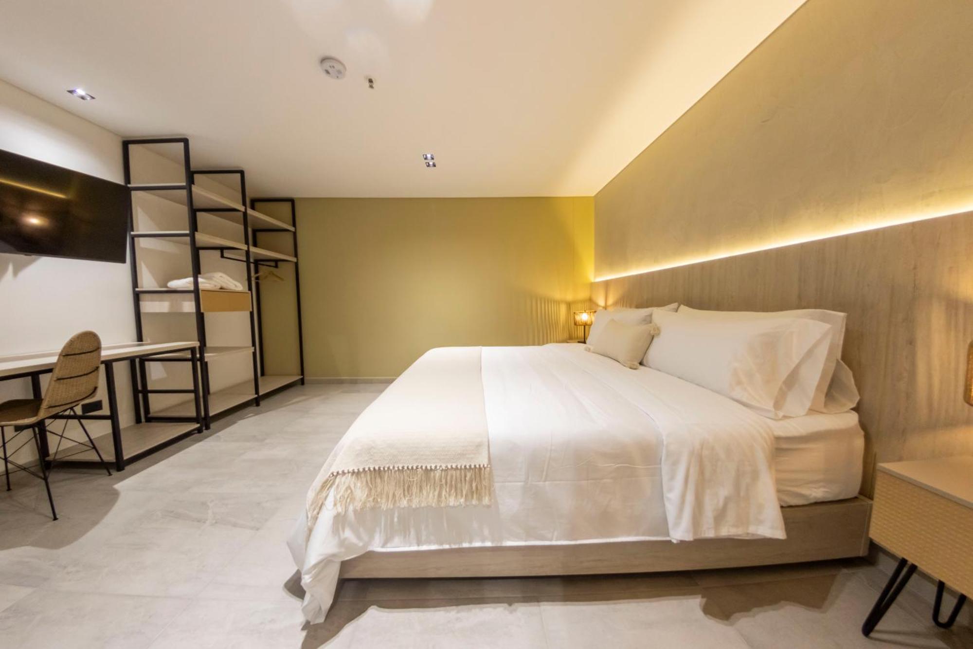 Sonata 44 Hotel Laureles メデジン エクステリア 写真