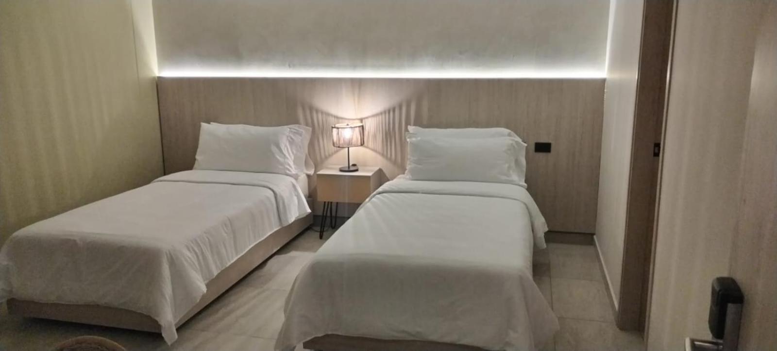 Sonata 44 Hotel Laureles メデジン エクステリア 写真