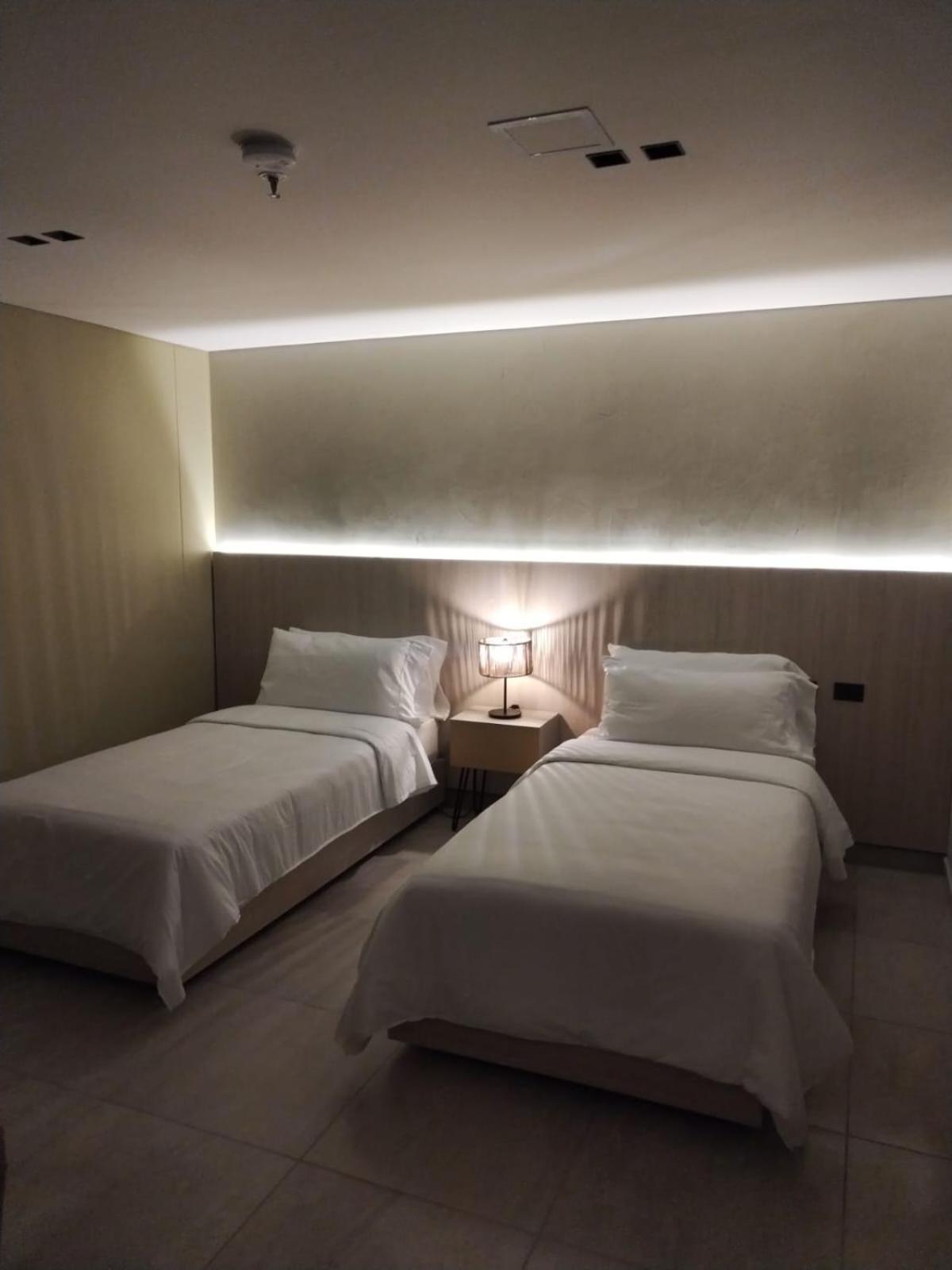 Sonata 44 Hotel Laureles メデジン エクステリア 写真