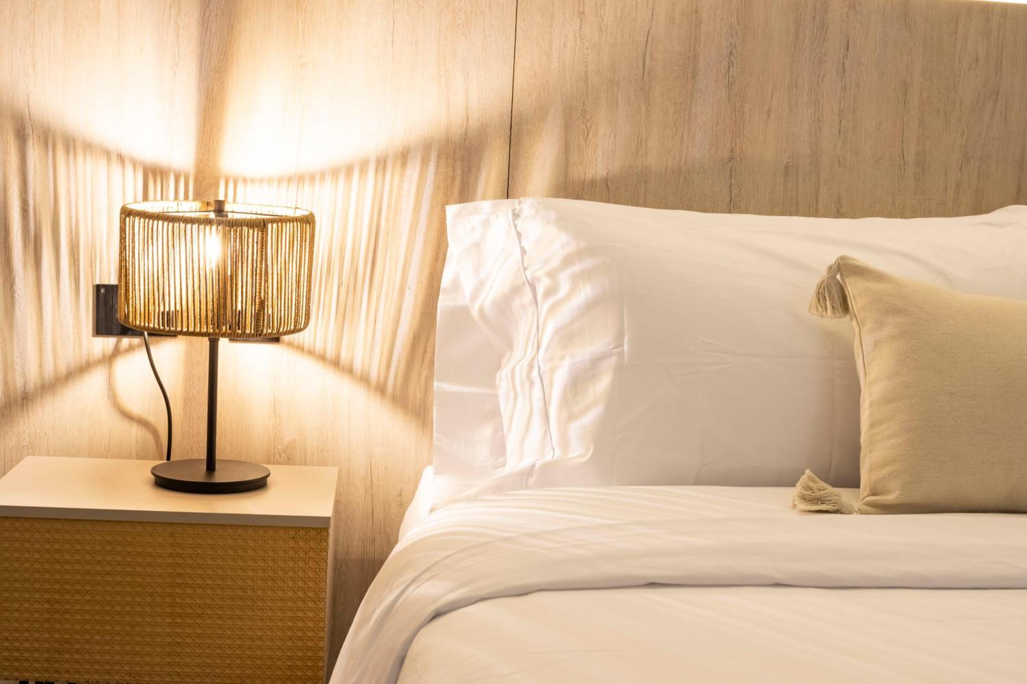 Sonata 44 Hotel Laureles メデジン エクステリア 写真