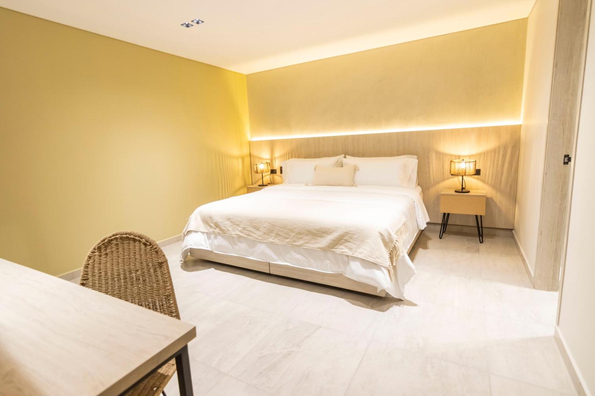 Sonata 44 Hotel Laureles メデジン エクステリア 写真
