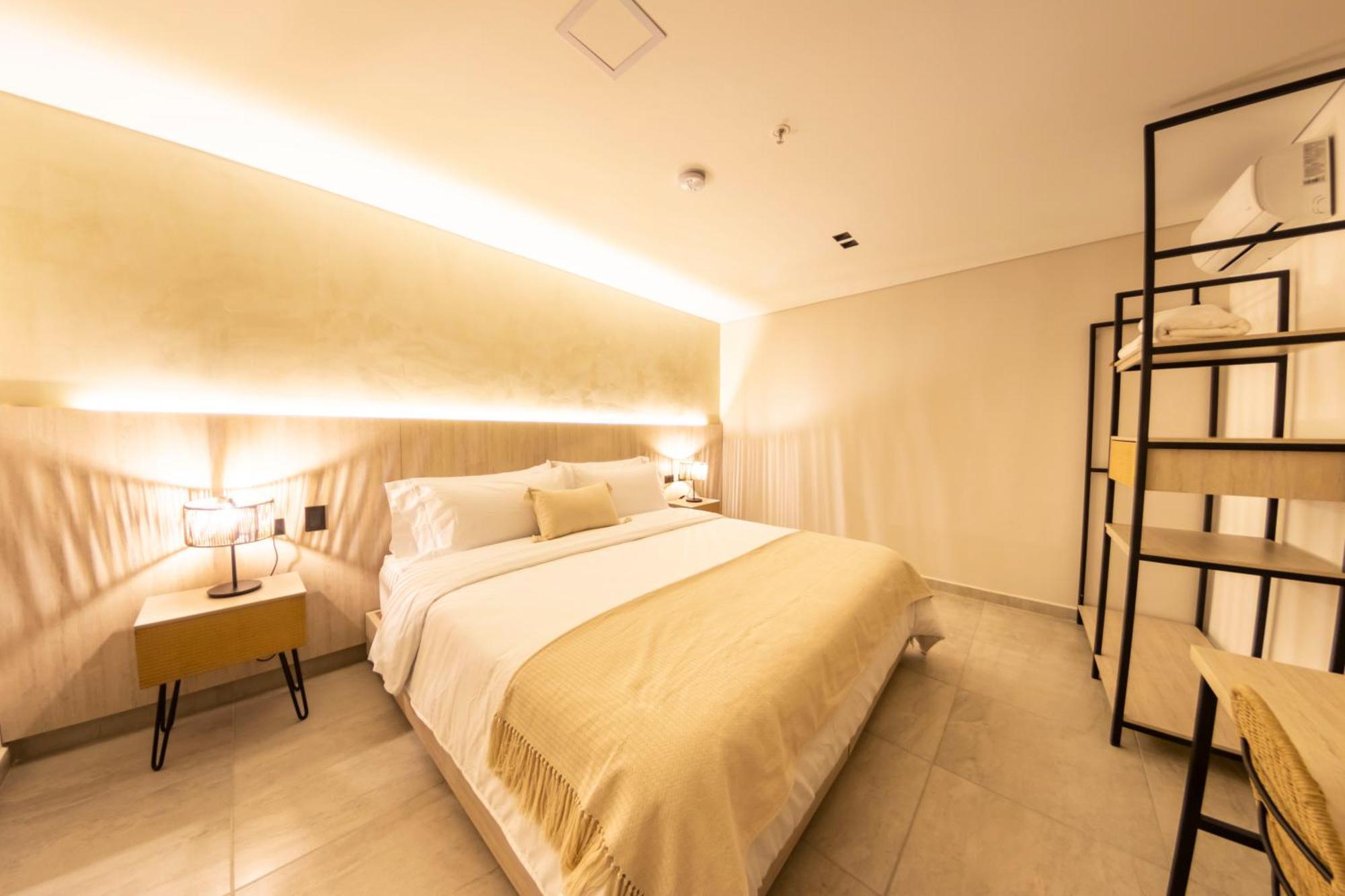 Sonata 44 Hotel Laureles メデジン エクステリア 写真